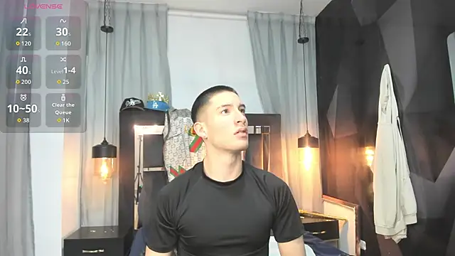 Snapshot of HunterHeat_ chatting on 14, 1, 2026 HunterHeat online show from 14, 1, 2026