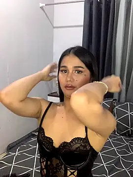 AngelHille online show from 5, 10, 2025