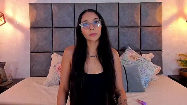 Snapshot of Roseaurora chatting on 19, 6, 2026 Roseaurora online show from 19, 6, 2026