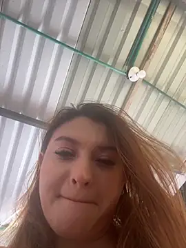 Snapshot of Bubblee_ chatting on 19, 9, 2025 Bubblee  online show from 19, 9, 2025