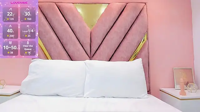 Snapshot of Valery_skinny_ chatting on 12, 9, 2025 Valery skinny online show from 12, 9, 2025