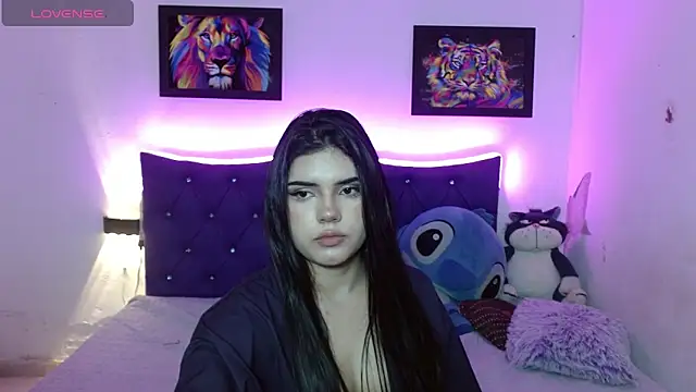 Emma yui19 online show from 24, 4, 2026