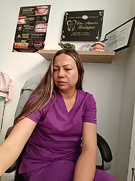 Snapshot of Madisson-04_ chatting on 22, 7, 2026 Madisson-04 online show from 22, 7, 2026