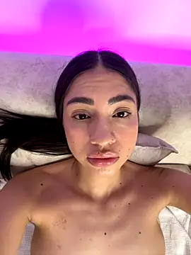 Snapshot of alannasexy__ chatting on 4, 11, 2025 alannasexy online show from 4, 11, 2025