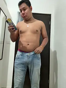 Snapshot of Danimiles chatting on 11, 2, 2026 Danimiles online show from 11, 2, 2026