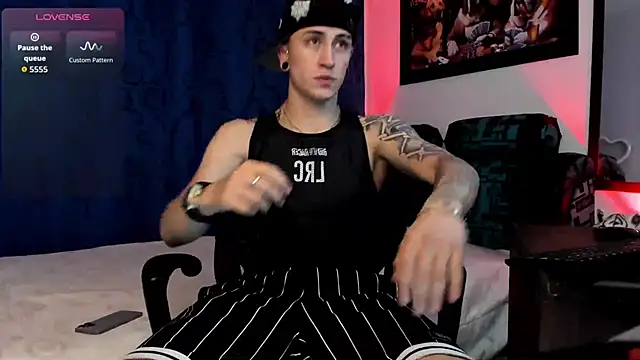 Snapshot of Sebas_maverick chatting on 15, 12, 2025 Sebas maverick online show from 15, 12, 2025