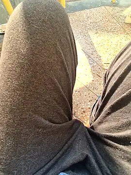 Snapshot of kkkk1882 chatting on 11, 10, 2025 kkkk1882 online show from 11, 10, 2025