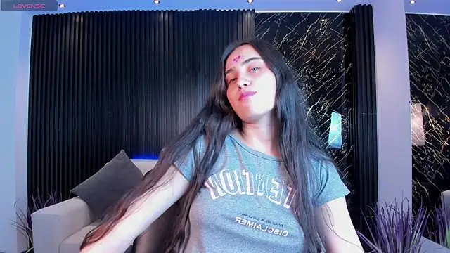 sofiapalacioss online show from 22, 9, 2025