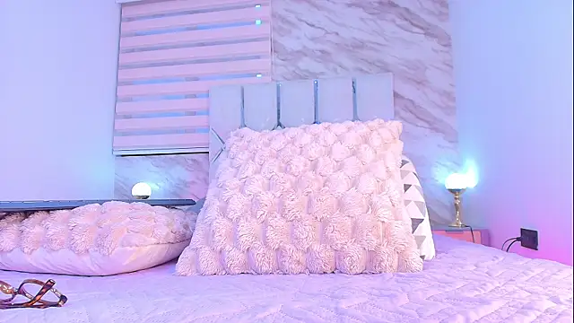 collet 1 online show from 15, 12, 2025