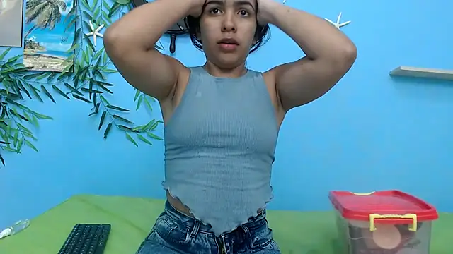 skinnysofia18 online show from 19, 7, 2026