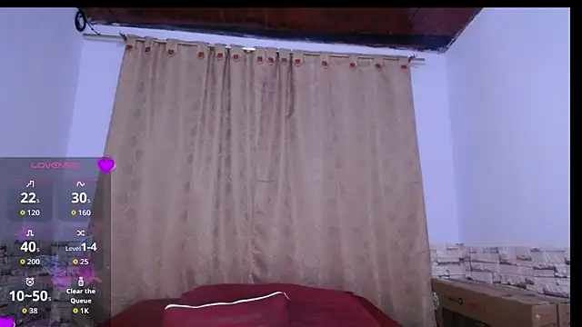 Snapshot of Bicky_24 chatting on 16, 10, 2025 Bicky 24 online show from 16, 10, 2025