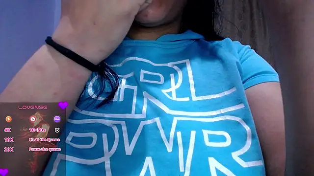 Snapshot of Bicky_24 chatting on 27, 10, 2025 Bicky 24 online show from 27, 10, 2025