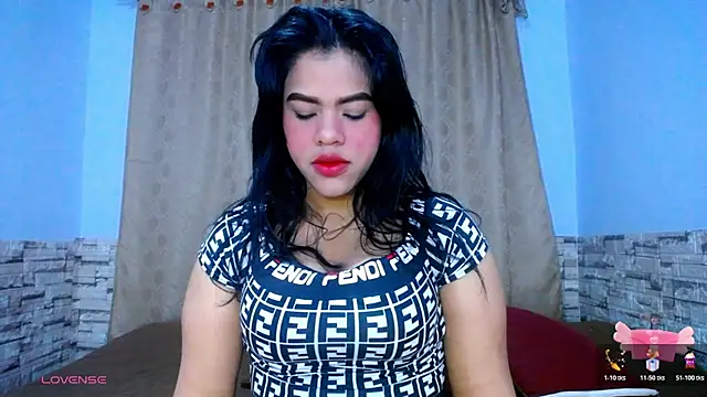 Snapshot of Bicky_24 chatting on 21, 11, 2025 Bicky 24 online show from 21, 11, 2025