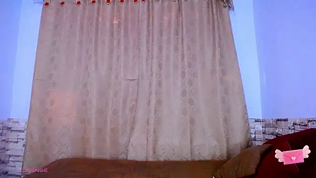 Snapshot of Bicky_24 chatting on 26, 11, 2025 Bicky 24 online show from 26, 11, 2025