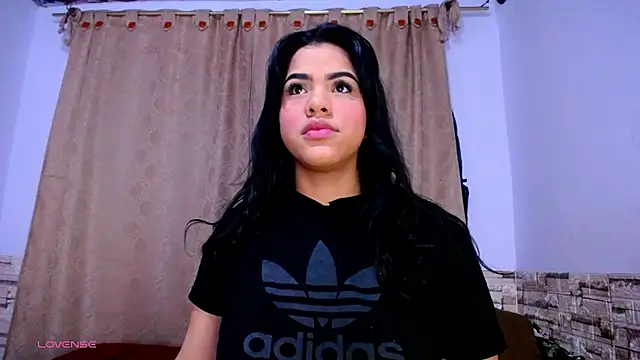 Snapshot of Bicky_24 chatting on 4, 12, 2025 Bicky 24 online show from 4, 12, 2025