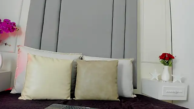 CannelaSmith online show from 9, 7, 2026