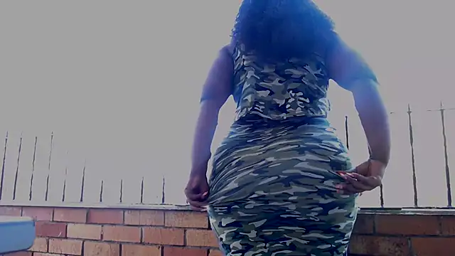 Snapshot of ROYALASS25 chatting on 16, 5, 2026 ROYALASS25 online show from 16, 5, 2026