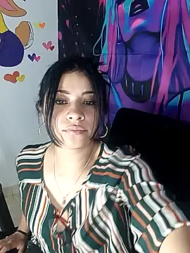 Snapshot of ValerieLove_ chatting on 10, 9, 2025 ValerieLove  online show from 10, 9, 2025