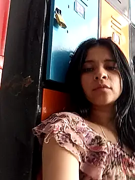 Snapshot of ValerieLove_ chatting on 22, 9, 2025 ValerieLove  online show from 22, 9, 2025