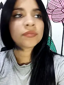 Snapshot of ValerieLove_ chatting on 24, 9, 2025 ValerieLove  online show from 24, 9, 2025