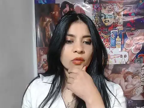 Snapshot of ValerieLove_ chatting on 3, 10, 2025 ValerieLove  online show from 3, 10, 2025