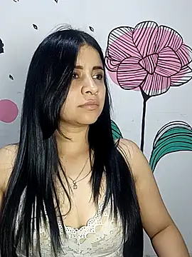 Snapshot of ValerieLove_ chatting on 7, 10, 2025 ValerieLove  online show from 7, 10, 2025