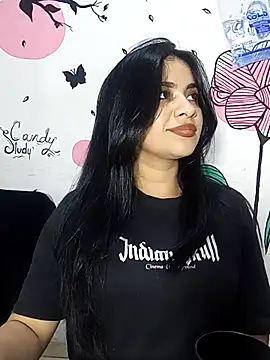 Snapshot of ValerieLove_ chatting on 17, 10, 2025 ValerieLove  online show from 17, 10, 2025