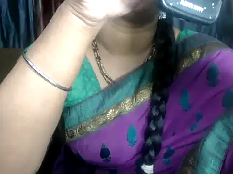 Snapshot of DearKimmi chatting on 6, 2, 2025 DearKimmi online show from 6, 2, 2025