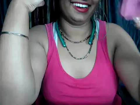 Snapshot of DearKimmi chatting on 8, 2, 2025 DearKimmi online show from 8, 2, 2025