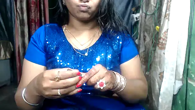 Snapshot of DearKimmi chatting on 1, 3, 2025 DearKimmi online show from 1, 3, 2025