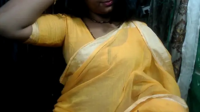 Snapshot of DearKimmi chatting on 4, 3, 2025 DearKimmi online show from 4, 3, 2025