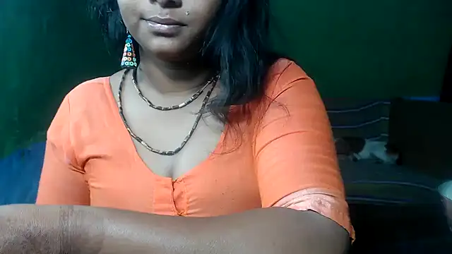 Snapshot of DearKimmi chatting on 5, 3, 2025 DearKimmi online show from 5, 3, 2025