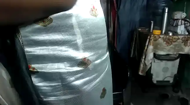 Snapshot of DearKimmi chatting on 11, 3, 2025 DearKimmi online show from 11, 3, 2025