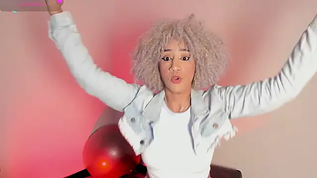 Dark chanel online show from 20, 12, 2025