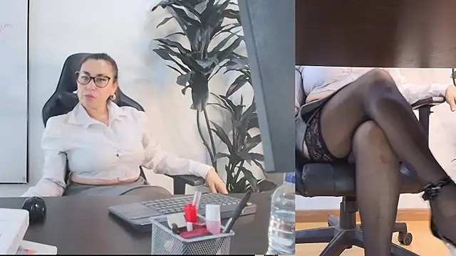 Snapshot of Samantha_Milf__ chatting on 31, 7, 2026 Samantha Milf online show from 31, 7, 2026