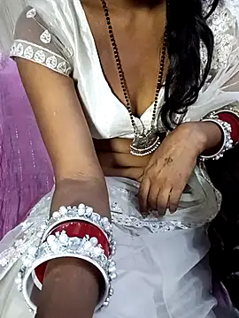 Snapshot of Bhabhilux2025 chatting on 13, 11, 2025 Bhabhilux2025 online show from 13, 11, 2025