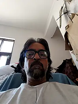 Snapshot of malhotra21 chatting on 23, 9, 2025 malhotra21 online show from 23, 9, 2025