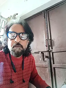 Snapshot of malhotra21 chatting on 15, 12, 2025 malhotra21 online show from 15, 12, 2025