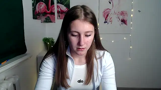 Snapshot of Milka_kamila chatting on 30, 9, 2025 Milka kamila online show from 30, 9, 2025