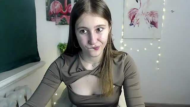 Snapshot of Milka_kamila chatting on 22, 10, 2025 Milka kamila online show from 22, 10, 2025