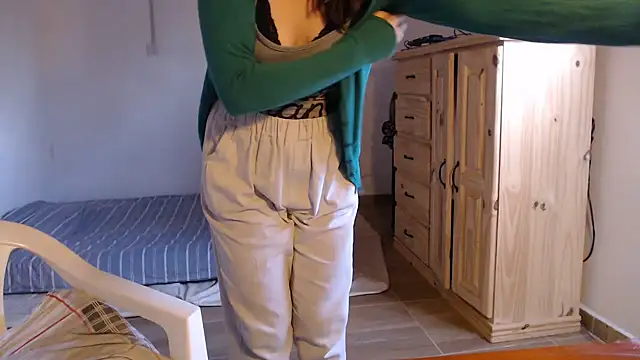 Missforever online show from 28, 4, 2026