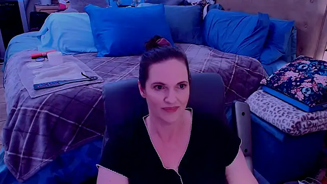 ninajaymes online show from 11, 5, 2026