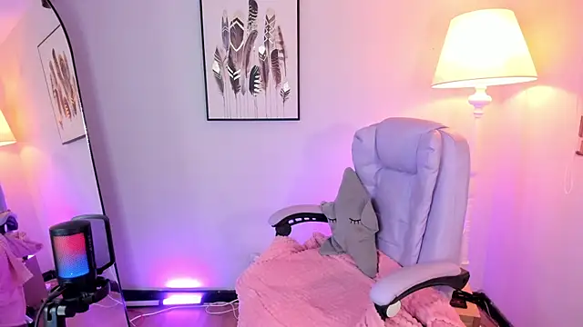 hollie joliie online show from 21, 2, 2026