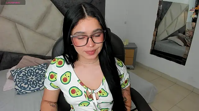 AvaScott  online show from 15, 3, 2026