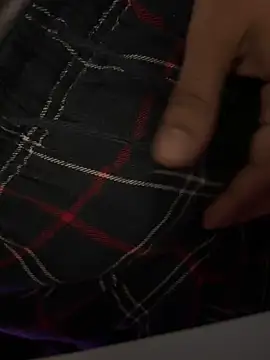 Snapshot of Hiuwee chatting on 13, 9, 2025 Hiuwee online show from 13, 9, 2025