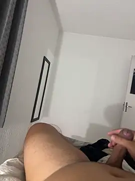Snapshot of ErickFelipe25 chatting on 5, 3, 2026 ErickFelipe25 online show from 5, 3, 2026
