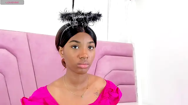 MarianRosse online show from 18, 10, 2025