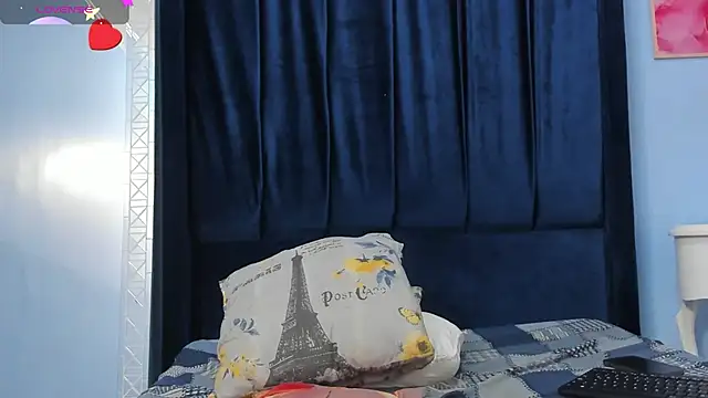 MarianRosse online show from 4, 3, 2026