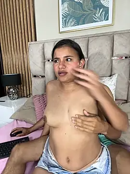 Snapshot of Tasha_and_Karl chatting on 10, 9, 2025 Tasha and Karl online show from 10, 9, 2025