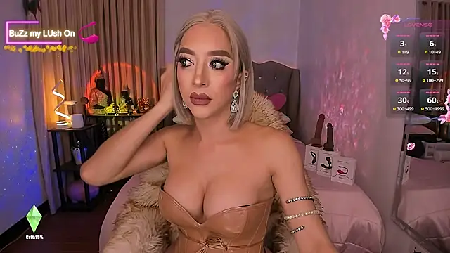 Dream Goddess online show from 6, 2, 2025